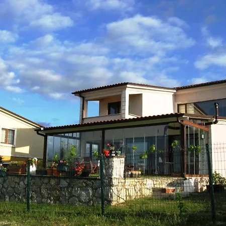 Masal Evi *